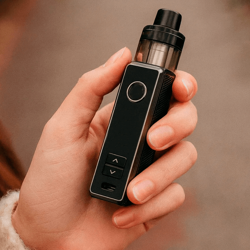 Voopoo Drag S3 в руке