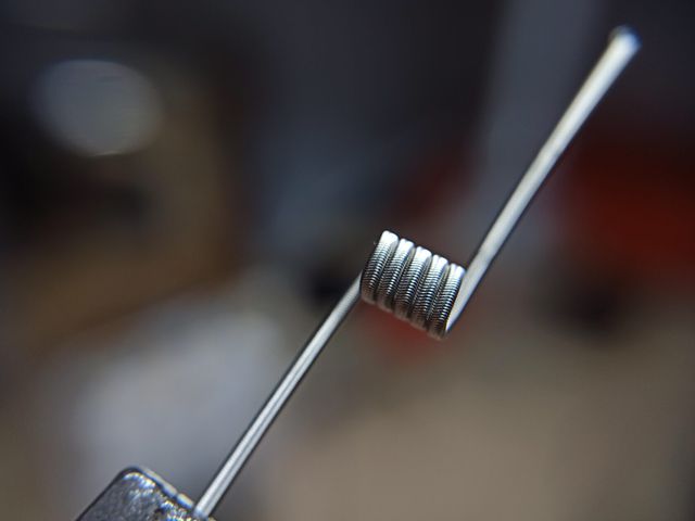 №15-Р Hotline coil Трещащий Alien MTL - 0.3 ом (1шт)